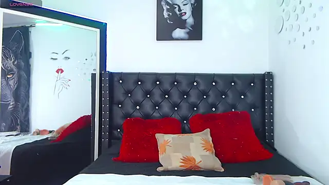 Snapshot of RosseRamiirez chatting on January 15, 2026, 8:56 pm RosseRamiirez online show from January 15, 2026, 8:56 pm