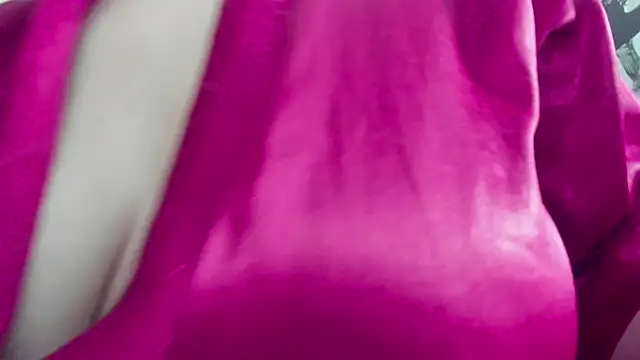 dolly zoe online show from March 12, 2025, 5:46 am