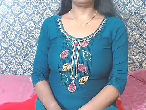 nikitahot3 online show from May 16, 2026, 10:47 am