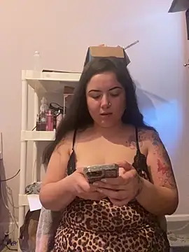 xocrybaby online show from February 15, 2026, 3:33 pm