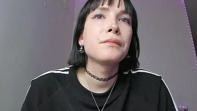 Snapshot of dollmore chatting on February 14, 2025, 7:23 pm dollmore online show from February 14, 2025, 7:23 pm