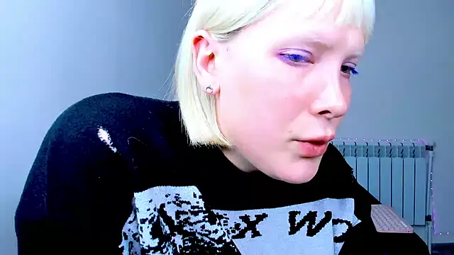 dollmore online show from November 16, 2025, 7:02 am