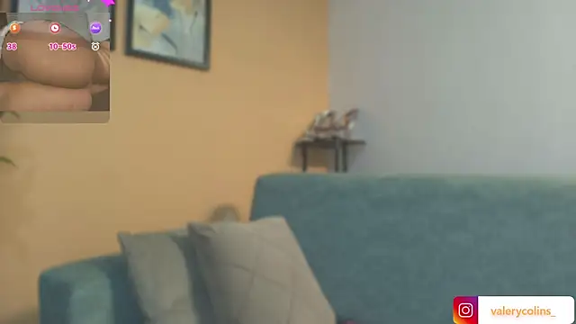 Snapshot of valerycolins chatting on May 28, 2026, 1:35 am valerycolins online show from May 28, 2026, 1:35 am