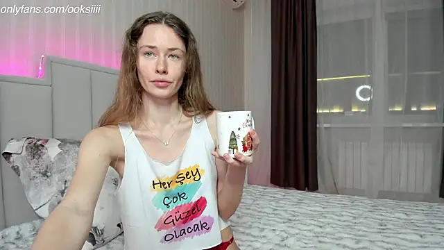 ooksiiii online show from November 26, 2025, 5:24 pm