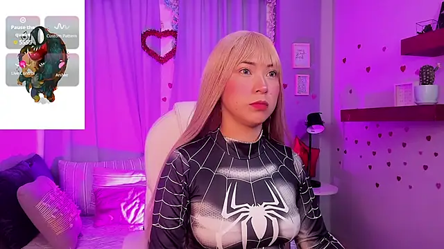 Snapshot of CoralineRicce_ chatting on February 19, 2025, 5:27 am CoralineRicce online show from February 19, 2025, 5:27 am