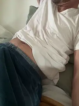 julian333 online show from February 20, 2025, 4:36 pm