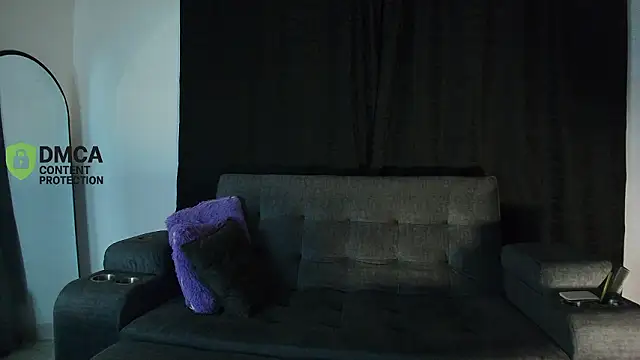 Snapshot of yungelitamor_ chatting on March 18, 2026, 5:21 am yungelitamor online show from March 18, 2026, 5:21 am