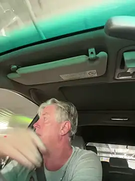 Snapshot of littleone01234 chatting on December 9, 2024, 10:30 pm littleone01234 online show from December 9, 2024, 10:30 pm