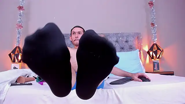 jeanpiere  online show from December 19, 2024, 4:13 am