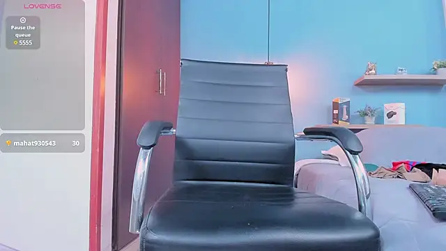 jeanpiere  online show from January 16, 2025, 5:11 am