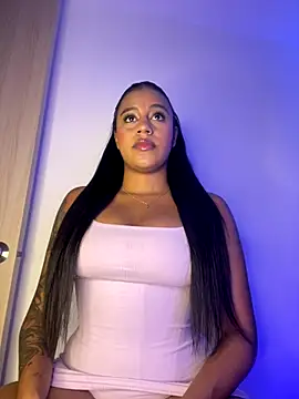 charlotteeruss online show from September 10, 2025, 6:23 am