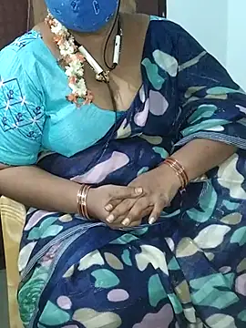 Snapshot of yours-kavaya chatting on March 10, 2025, 5:33 am yours-kavaya online show from March 10, 2025, 5:33 am