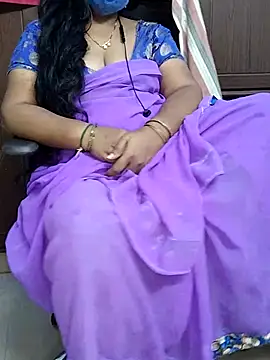 Snapshot of yours-kavaya chatting on November 6, 2025, 4:22 pm yours-kavaya online show from November 6, 2025, 4:22 pm