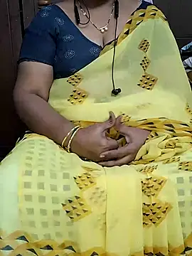 Snapshot of yours-kavaya chatting on October 22, 2025, 12:59 pm yours-kavaya online show from October 22, 2025, 12:59 pm