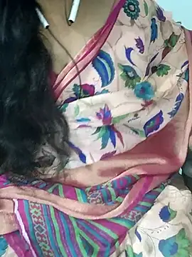 Snapshot of yours-kavaya chatting on March 12, 2025, 11:21 am yours-kavaya online show from March 12, 2025, 11:21 am