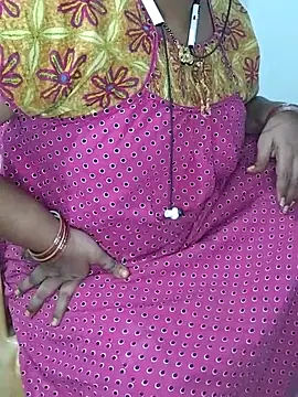 Snapshot of yours-kavaya chatting on March 10, 2025, 4:57 pm yours-kavaya online show from March 10, 2025, 4:57 pm