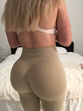 StacyJuly online show from February 6, 2025, 6:02 pm