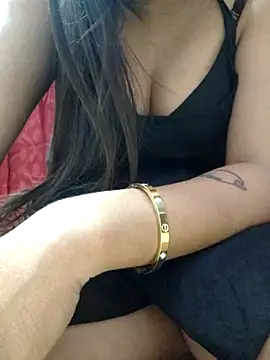 Snapshot of Roshni_98 chatting on March 19, 2026, 6:41 pm Roshni 98 online show from March 19, 2026, 6:41 pm