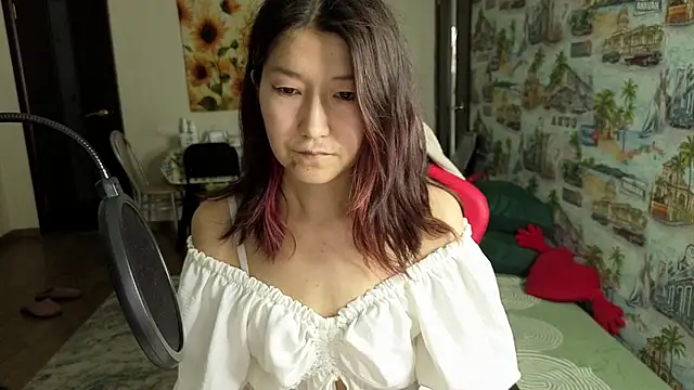 LeyylaStoone online show from May 31, 2026, 4:07 am