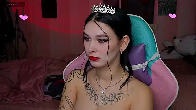 Amanda Tender online show from November 7, 2025, 12:48 am