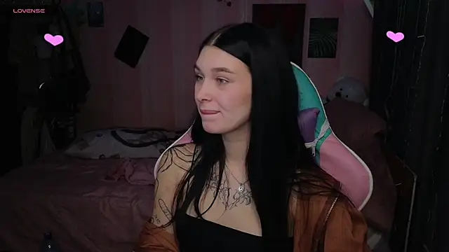 Amanda Tender online show from October 23, 2025, 11:25 pm