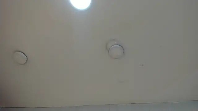 lhiamfit online show from November 9, 2025, 5:17 pm