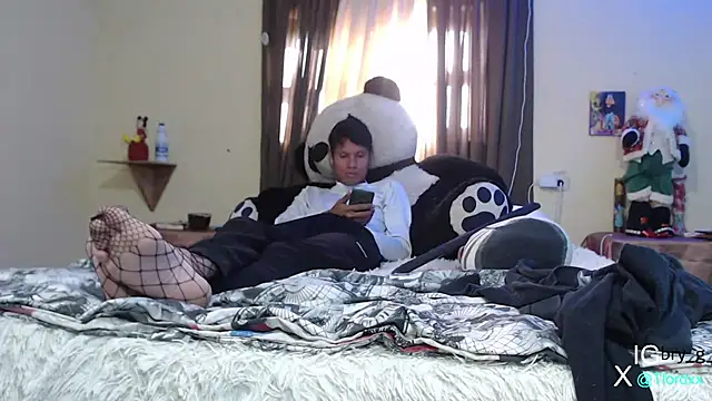 Snapshot of Tylerfordxxx chatting on December 15, 2024, 8:15 pm Tylerfordxxx online show from December 15, 2024, 8:15 pm