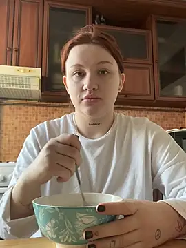 sasha flower online show from February 21, 2025, 4:18 am