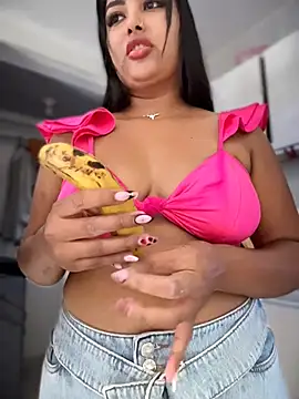 NatashaBrown12 online show from May 9, 2026, 3:04 pm