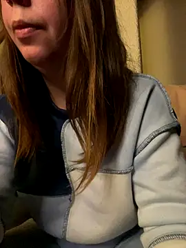 Snapshot of PetiteAngel666 chatting on September 18, 2025, 11:52 pm PetiteAngel666 online show from September 18, 2025, 11:52 pm