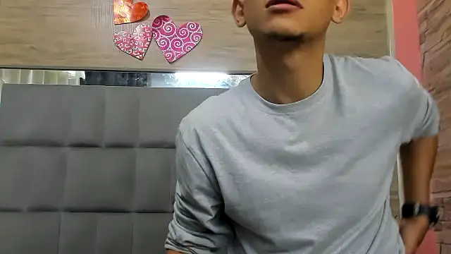 Snapshot of chicasirbo chatting on February 16, 2025, 7:49 pm chicasirbo online show from February 16, 2025, 7:49 pm
