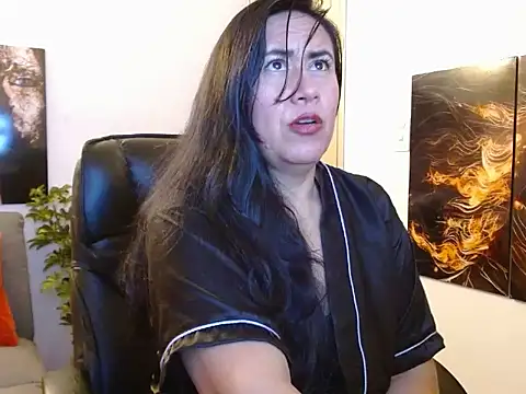 Snapshot of amalia_brunette chatting on February 22, 2025, 1:11 am amalia brunette online show from February 22, 2025, 1:11 am