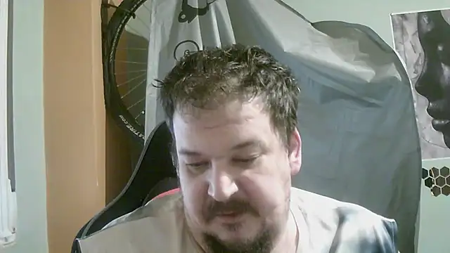 Snapshot of porkorossy chatting on May 13, 2026, 7:48 am porkorossy online show from May 13, 2026, 7:48 am
