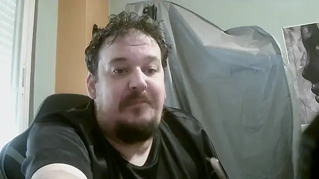 Snapshot of porkorossy chatting on May 20, 2026, 9:39 am porkorossy online show from May 20, 2026, 9:39 am