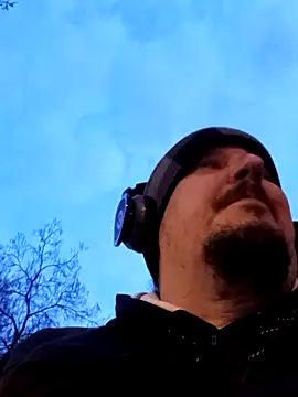 porkorossy online show from March 15, 2025, 6:32 pm