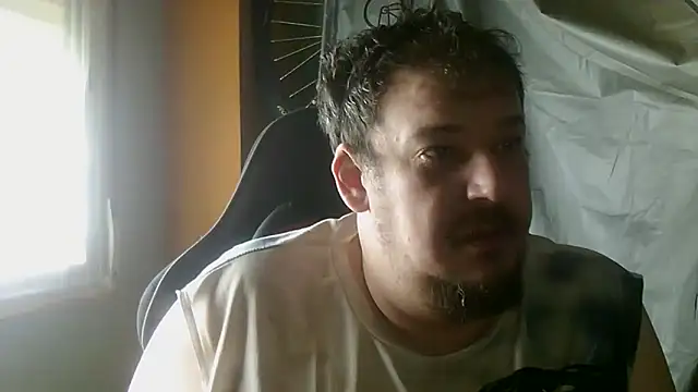 Snapshot of porkorossy chatting on May 10, 2026, 7:23 am porkorossy online show from May 10, 2026, 7:23 am