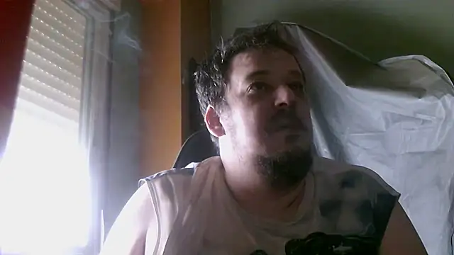 Snapshot of porkorossy chatting on May 18, 2026, 7:35 am porkorossy online show from May 18, 2026, 7:35 am