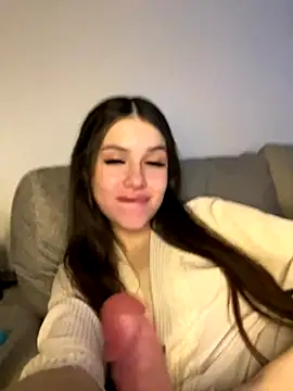 Snapshot of SofiaLaLight chatting on November 15, 2025, 3:21 am SofiaLaLight online show from November 15, 2025, 3:21 am