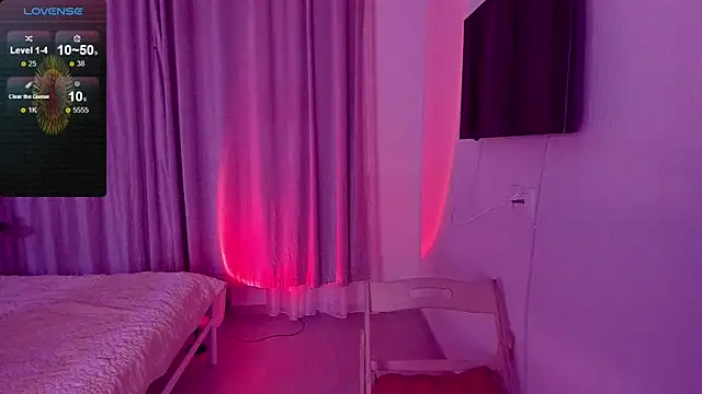 Kitty Star online show from March 7, 2025, 7:27 pm