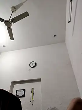 ZIMMY25 online show from November 9, 2025, 6:34 pm