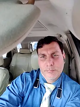 Snapshot of ZIMMY25 chatting on April 1, 2026, 10:27 am ZIMMY25 online show from April 1, 2026, 10:27 am