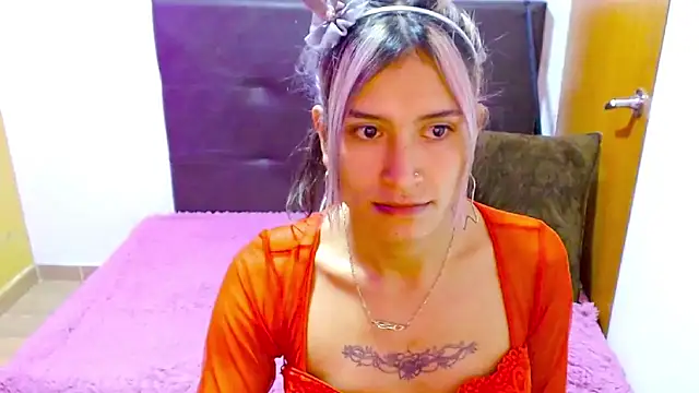 Queen camila online show from February 14, 2025, 3:11 am