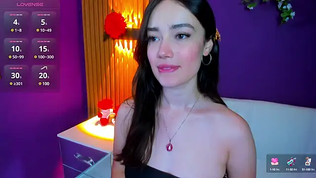 Snapshot of Kate_Amaretto_ chatting on March 17, 2025, 8:30 pm Kate Amaretto online show from March 17, 2025, 8:30 pm