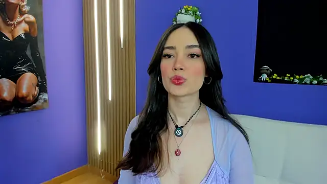 Snapshot of Kate_Amaretto_ chatting on October 18, 2025, 8:44 pm Kate Amaretto online show from October 18, 2025, 8:44 pm