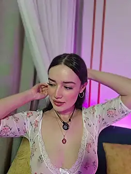 Snapshot of Kate_Amaretto_ chatting on April 7, 2026, 1:51 am Kate Amaretto online show from April 7, 2026, 1:51 am