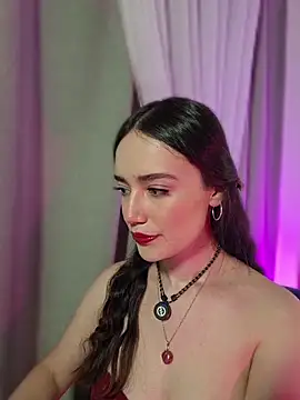 Snapshot of Kate_Amaretto_ chatting on April 4, 2026, 1:01 am Kate Amaretto online show from April 4, 2026, 1:01 am