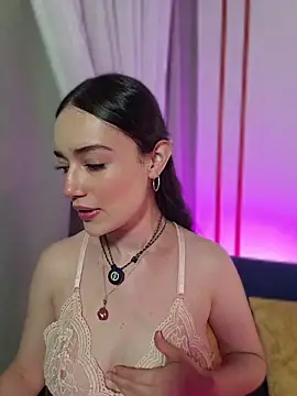 Snapshot of Kate_Amaretto_ chatting on April 5, 2026, 1:23 am Kate Amaretto online show from April 5, 2026, 1:23 am