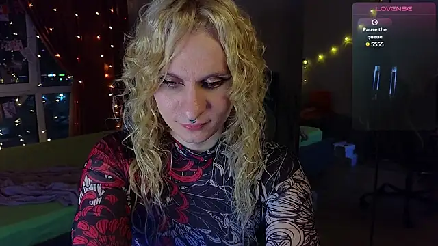 Lori Myaf online show from February 22, 2025, 5:46 pm