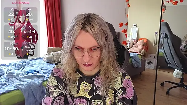 Lori Myaf online show from September 17, 2025, 2:52 pm