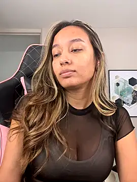 DianaHopson online show from October 15, 2025, 1:30 pm